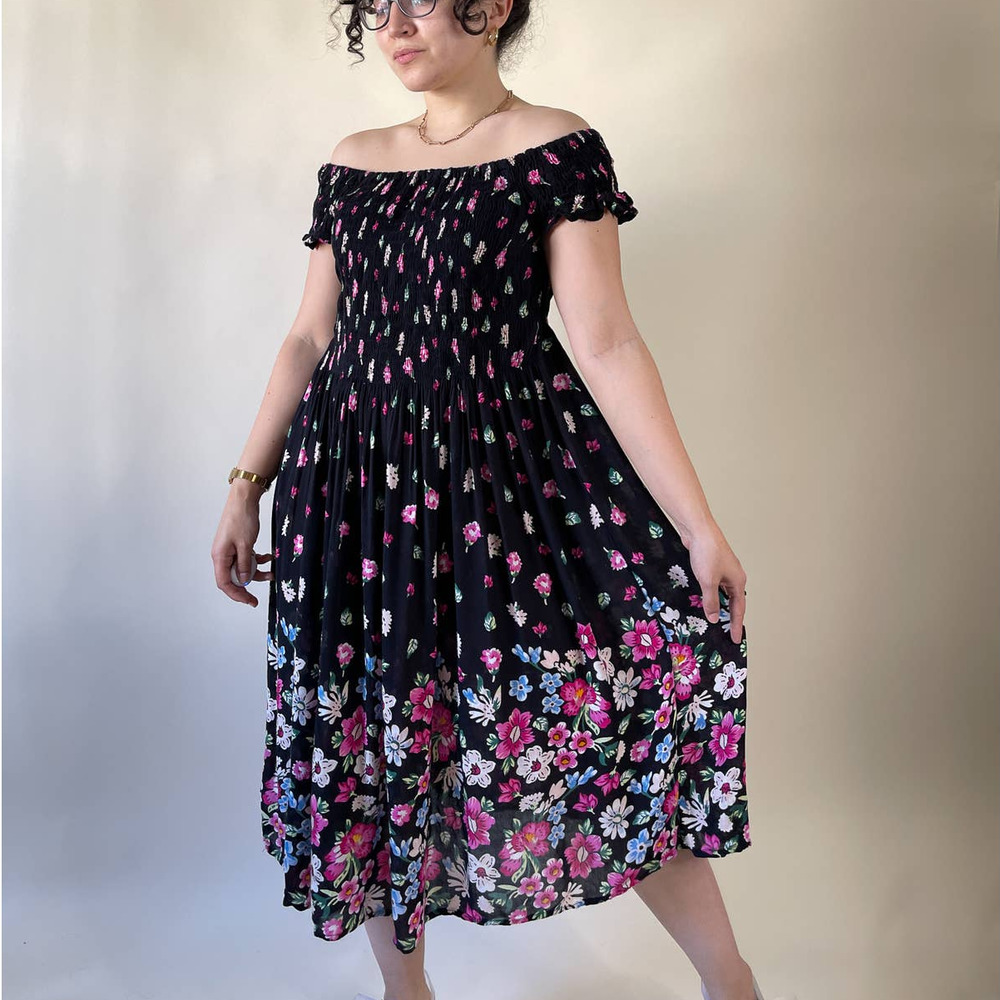 90s Vintage Black Gathered Off The Shoulder Floral Midi Dress Size S-M - Picture 3 of 5